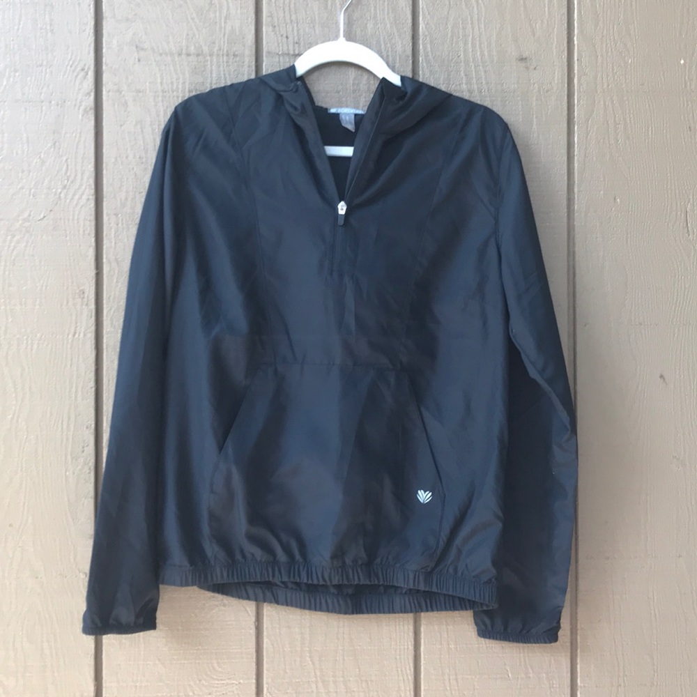 Lightweight Water Resistant 1/4 Zip Pullover